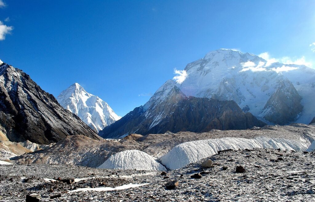 Oman honours legacy of Nadhira Al Harthy following tragic loss in Broad Peak avalanche